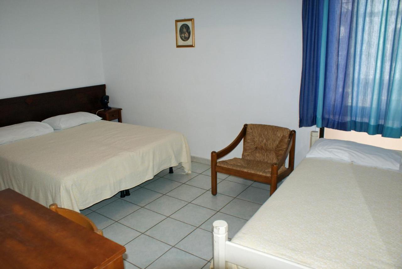 Hotel Nettuno Soverato Marina Kamer foto